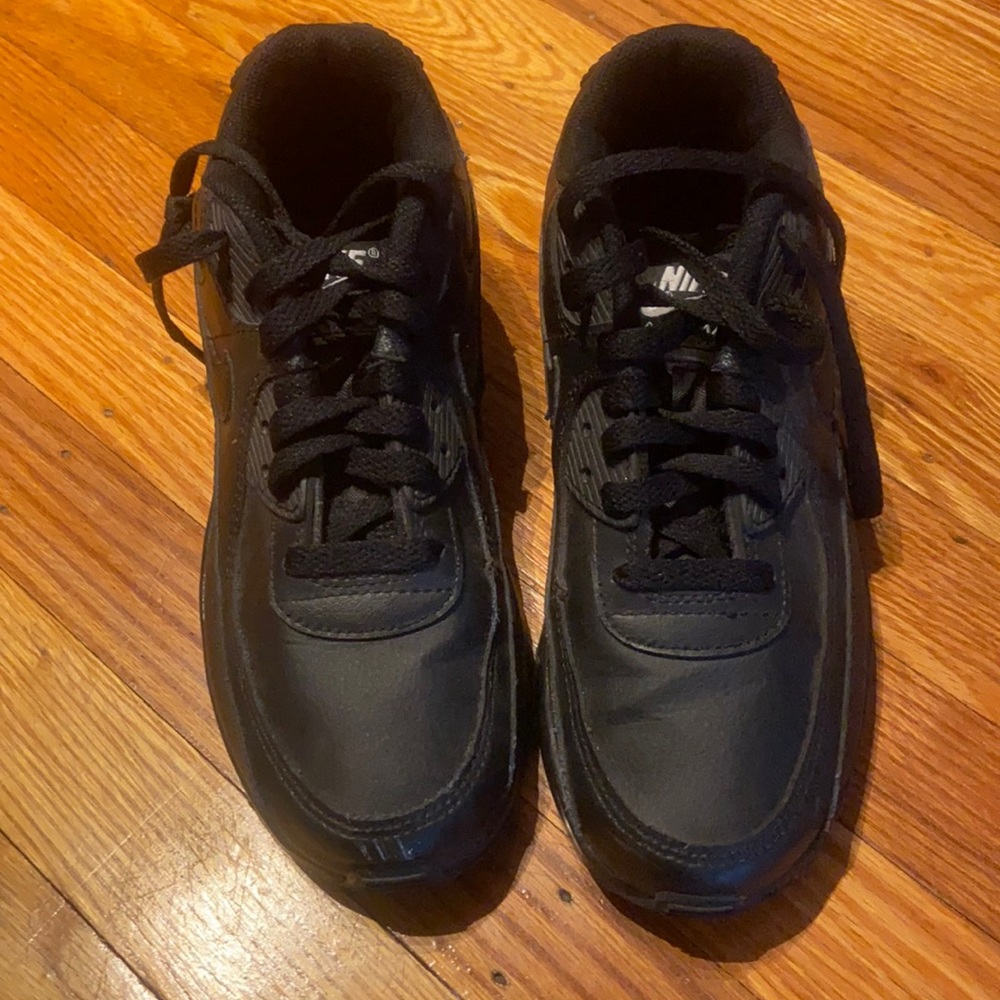 Black nike air max